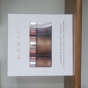 MONAT Shimmering Radiance Body Luminizer